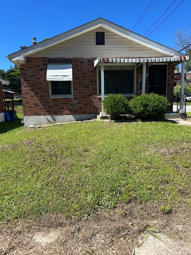 Building Photo - 6998 Edison Ave