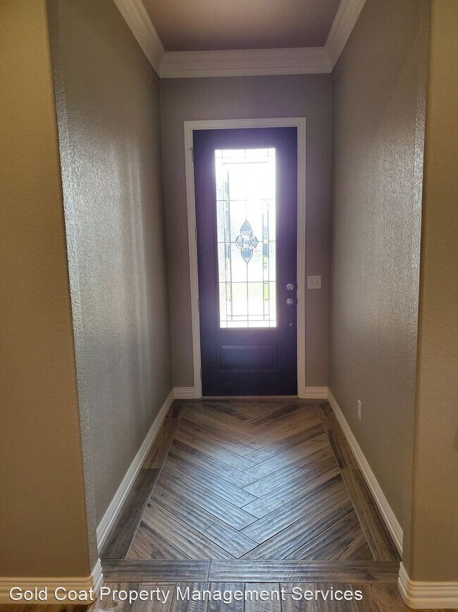 Building Photo - 4 br, 2 bath House - 4810 Falcon Crest