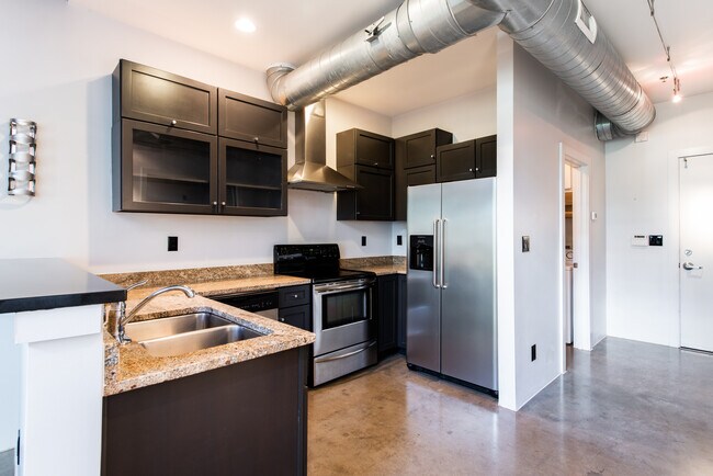 Kitchen - 400 E Main St