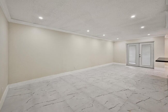 Building Photo - 3336 Quail Close