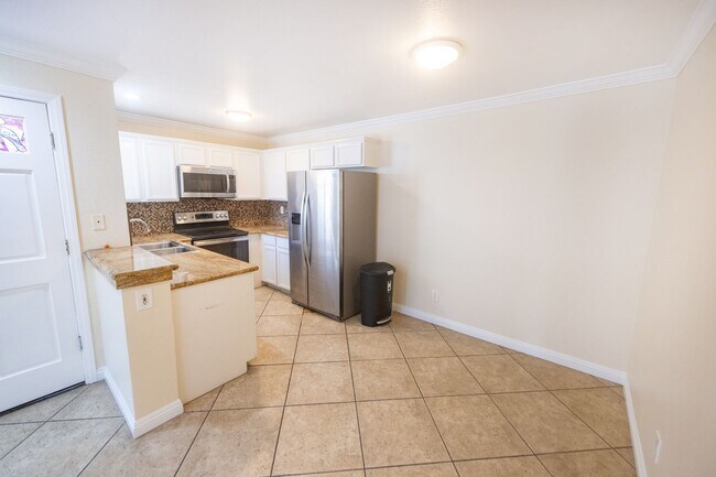 Foto del edificio - 3550 Sunset Ln