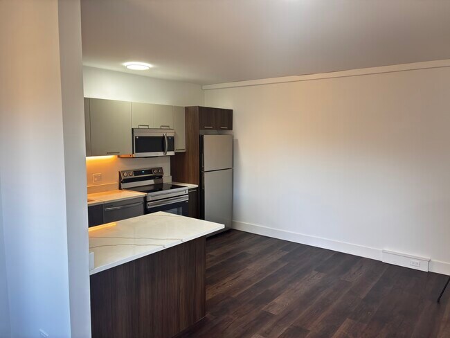 Foto del edificio - 5653 N Ashland Ave