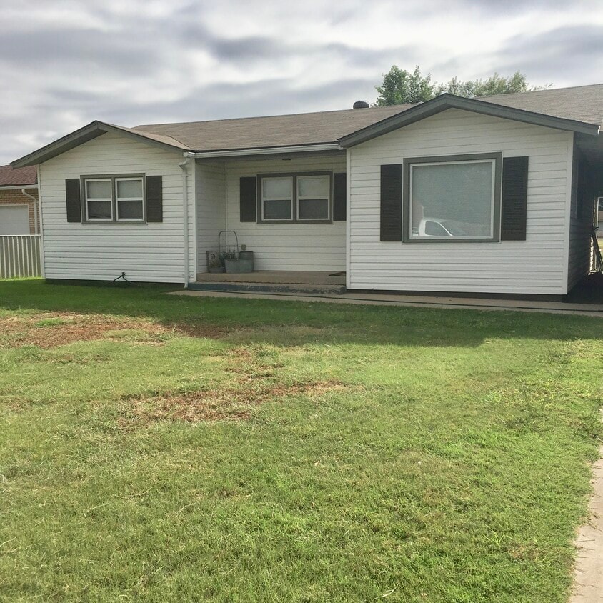 Front of house - 705 N Wall St