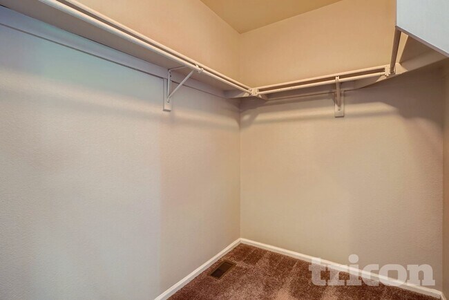 Foto del edificio - 4879 E 119th Ct