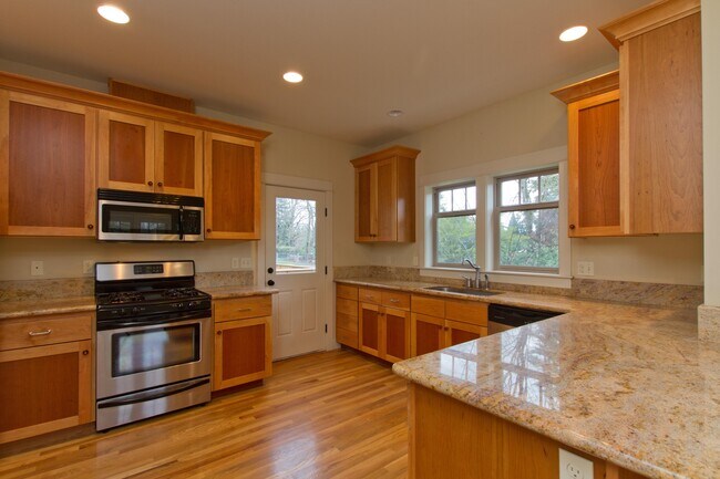 Foto del edificio - 1062 SE Webber St