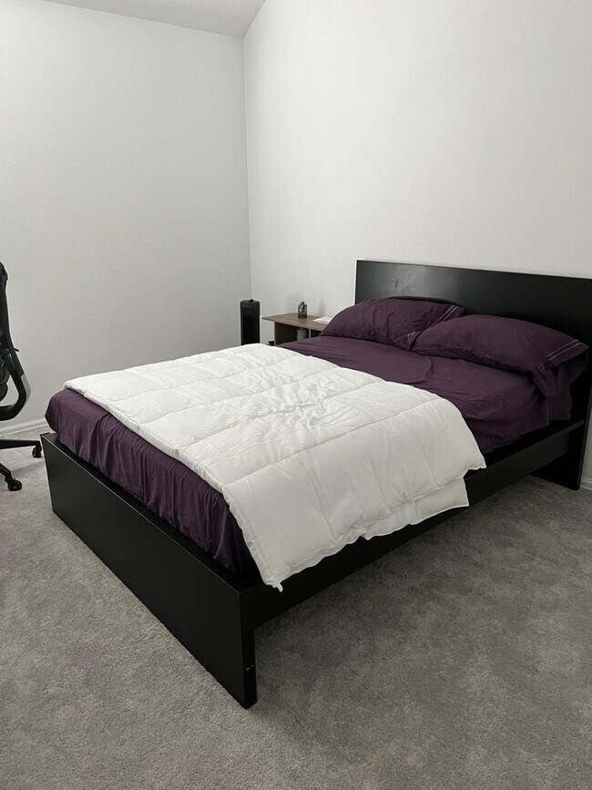 Foto del edificio - 26602 Ledgemont Dr