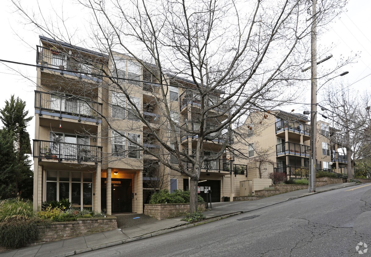 Foto principal - 525 Mandana Blvd