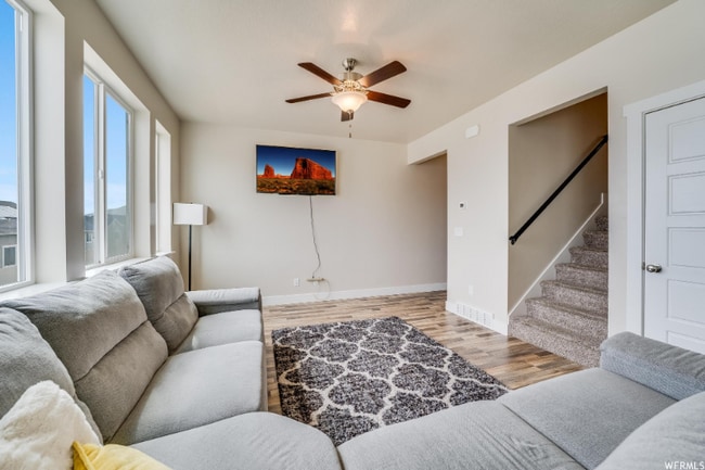 Building Photo - 8174 N Clydesdale Dr