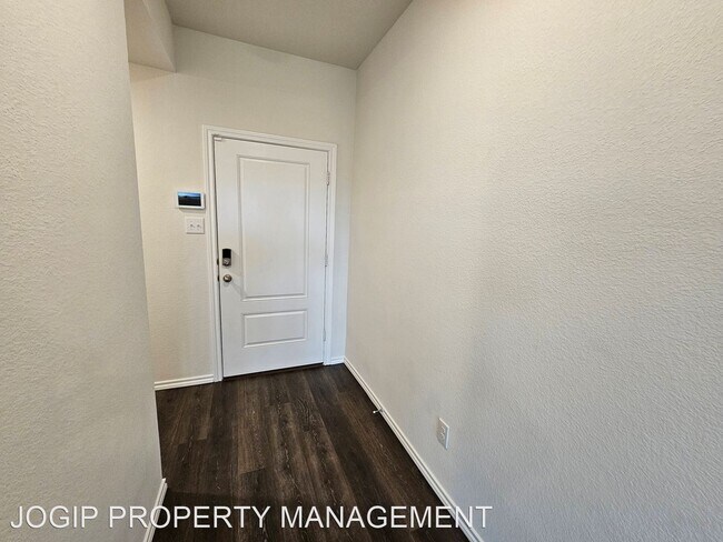 Building Photo - 3 br, 2 bath House - 1313 Blessed Lane