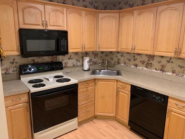 Building Photo - 316 Pine Ridge Cir