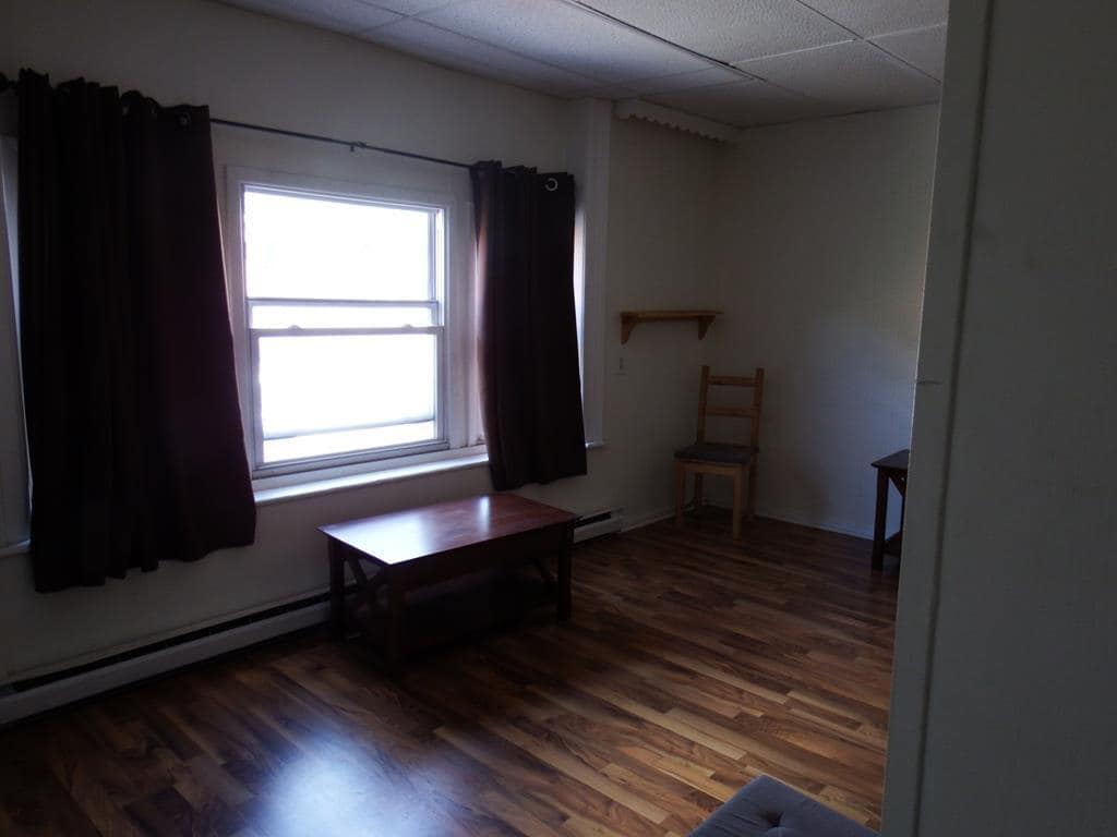 Primary Photo - 795 Canton St