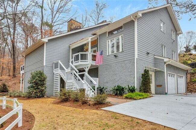 Building Photo - 6895 Riverside Dr