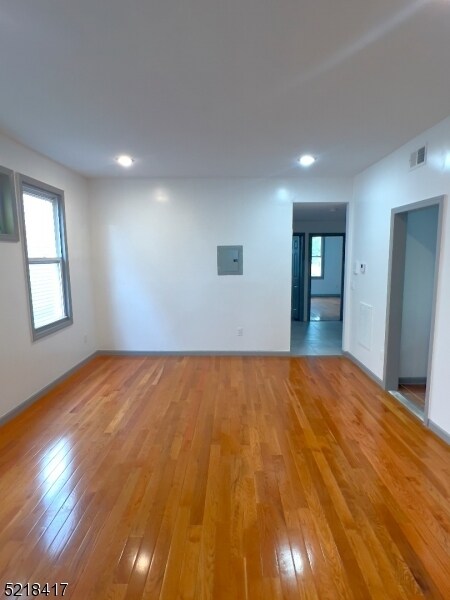 Building Photo - 253 Clinton Pl