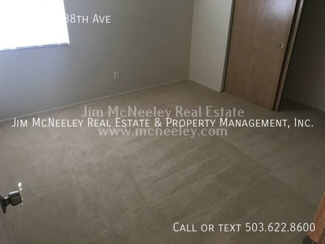 Foto del edificio - Sorry, no pets! 2 bed/1 bath Duplex in SE ...
