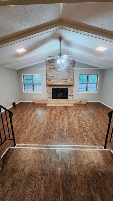 Building Photo - 2634 Chelsea Dr
