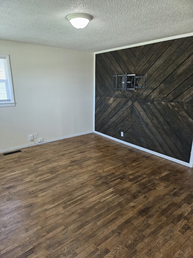 Foto del edificio - 1040 E Evergreen St