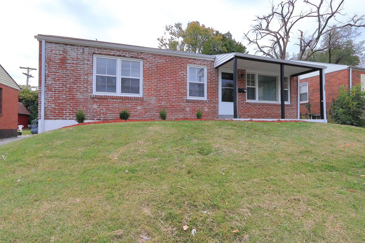 Primary Photo - 242 Emerling Dr
