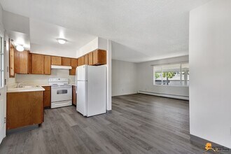 Building Photo - 1121 Latouche St