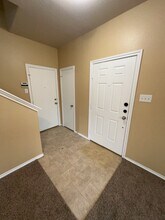 Building Photo - 808 Katydid Ct