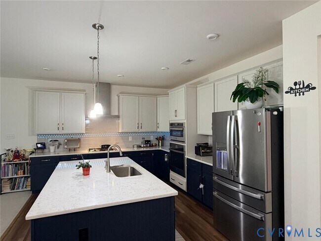 Building Photo - 10861 Farmstead Ml Ln
