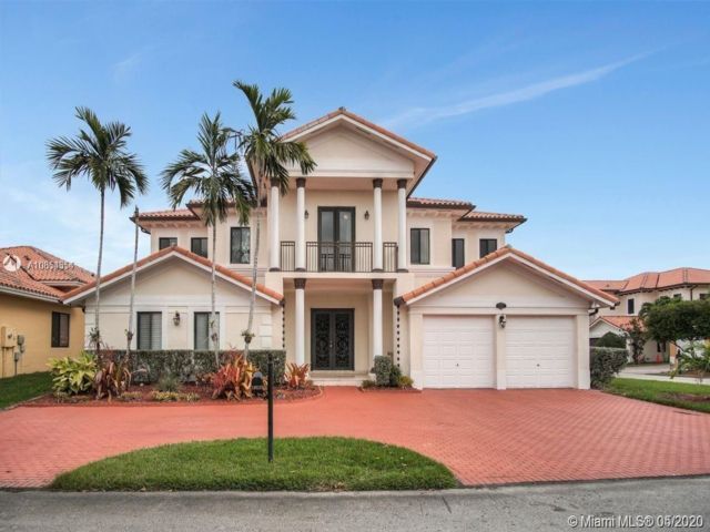 Foto principal - 19525 SW 78th Pl