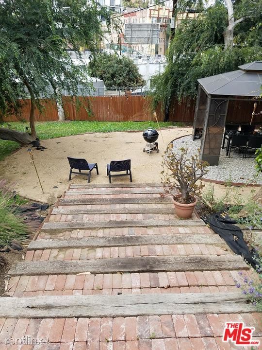 Foto principal - 5 br, 3.5 bath House - 3330 Hamilton Way