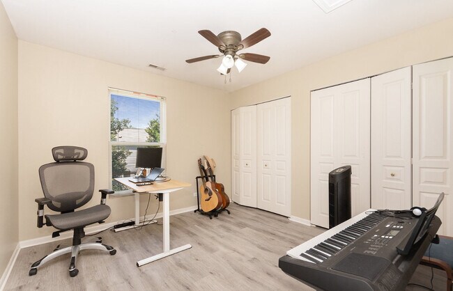 Foto del edificio - 3160 Bromley Ln