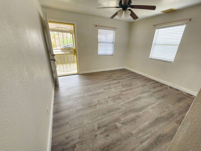 Foto del edificio - ***COMING SOON***Cute 2 Bedroom 1 Bath Home