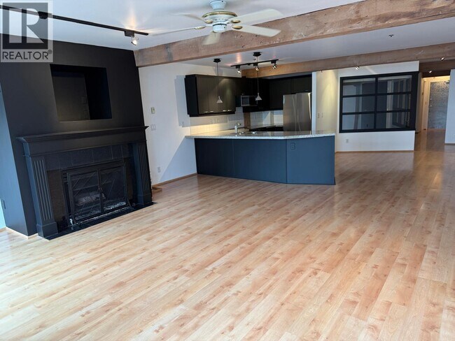 Photo du bâtiment - 1066 Hamilton St