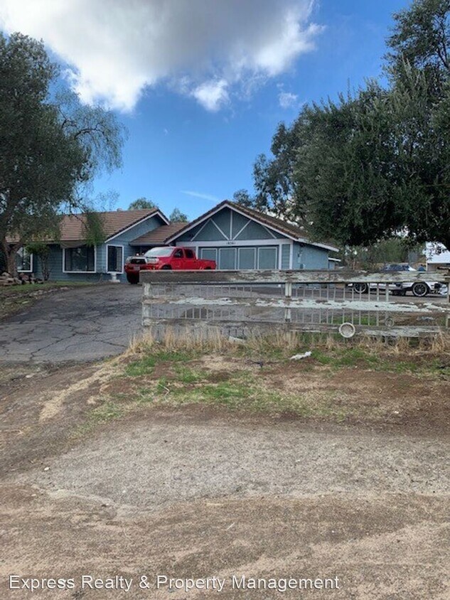 Building Photo - 3 br, 2 bath House - 18561 Pequena Entrada