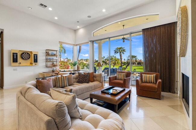 Foto del edificio - 49606 Montana Way