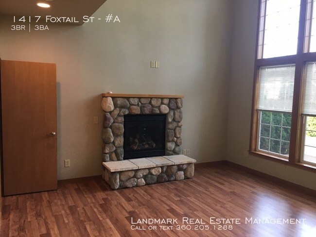 Building Photo - 1417 Foxtail St