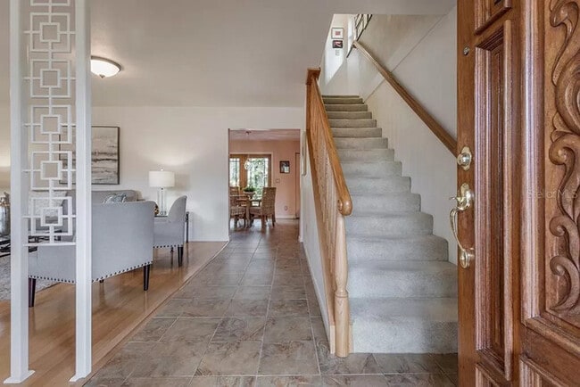 Foto del edificio - BEAUTIFUL Fully Fenced in Home For Rent in...
