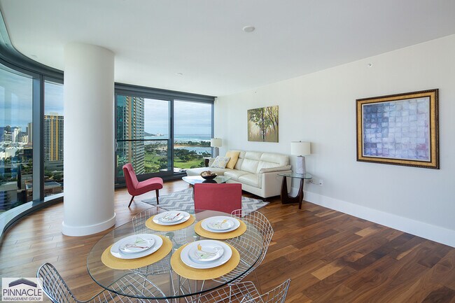 Building Photo - 1108 Auahi St