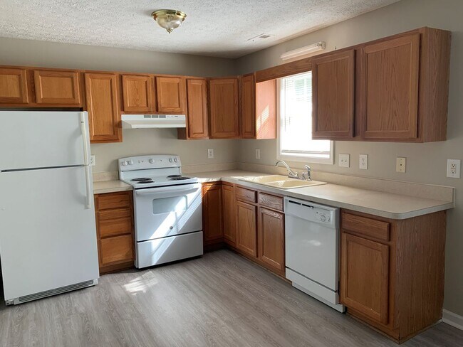 Foto del edificio - 413 Three Creeks Ct