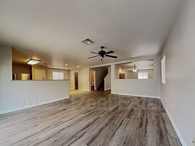 Foto del edificio - 2344 E Meadow Mist Ln