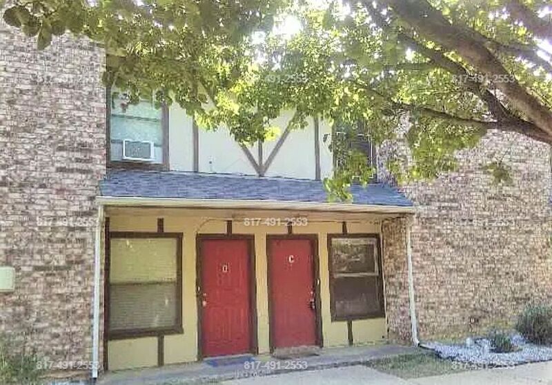 800 Dr Unit Apt. C, Keller, TX 76248 Condo for Rent in
