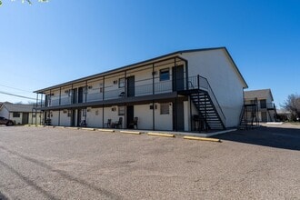 Building Photo - 104 Faye Dr