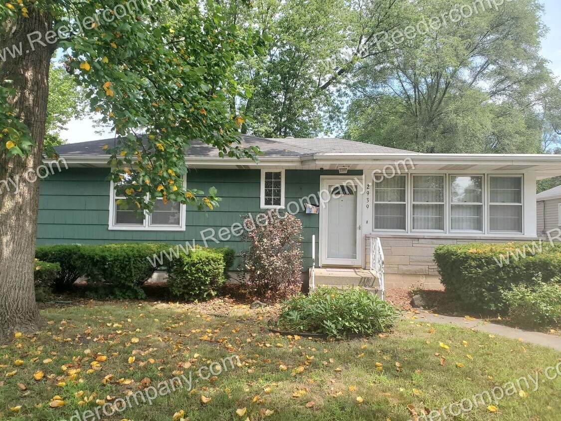Primary Photo - 3 Bedroom Ranch Home