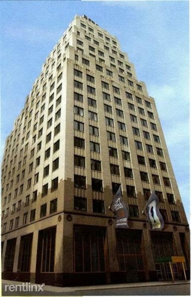 Primary Photo - 900 Main St