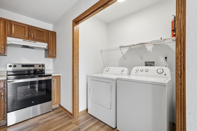 Building Photo - 105 Scoops Dr