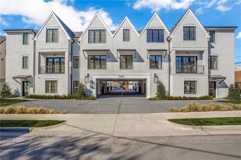 Foto principal - 3420 Rosedale Ave