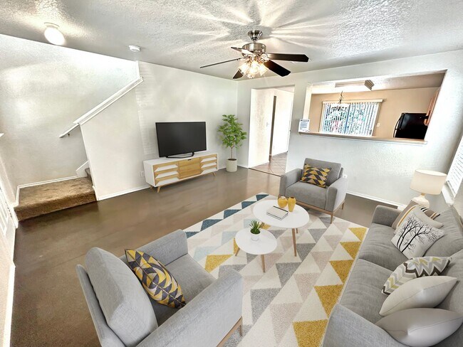 Foto del edificio - **APPLICATION RECEIVED** MUST SEE! Charmin...