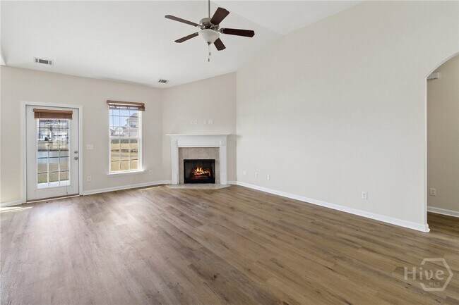 Foto del edificio - 117 Greyfield Cir