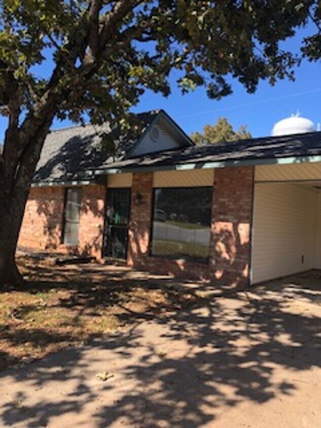 1510 M Cir, Barling, AR 72923 House Rental in Barling, AR