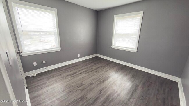 Foto del edificio - 4148 Hillview Ave