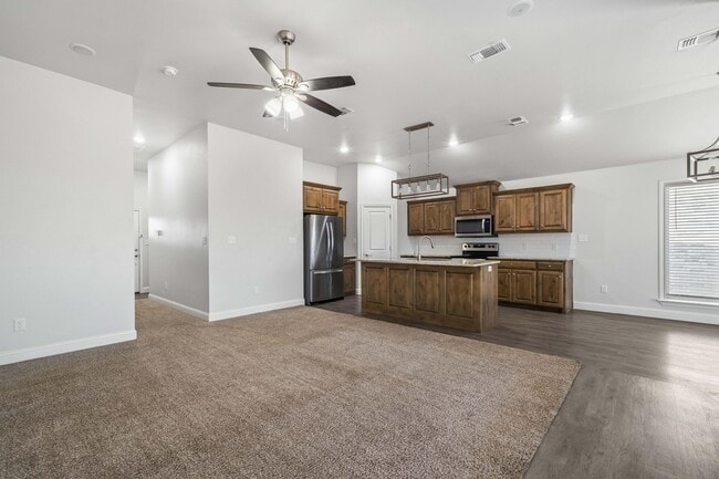 Building Photo - 7523 87th St