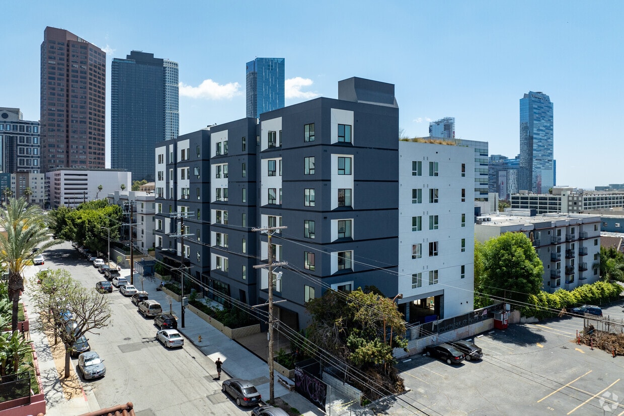 Alternative Photo - The Ingraham Apartments