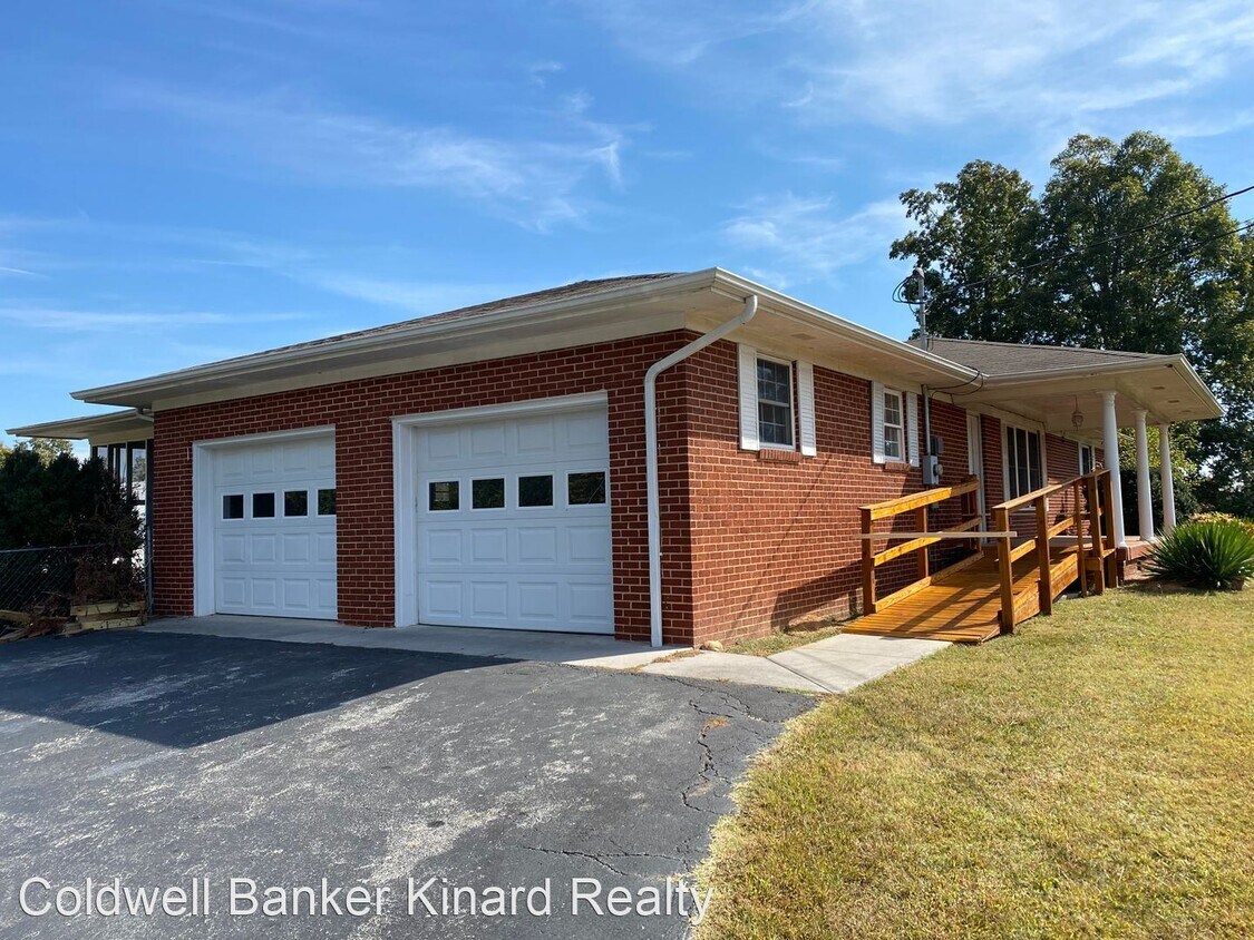 2 br, 1 bath House 2253 Young Rd SE House Rental in Cleveland, TN