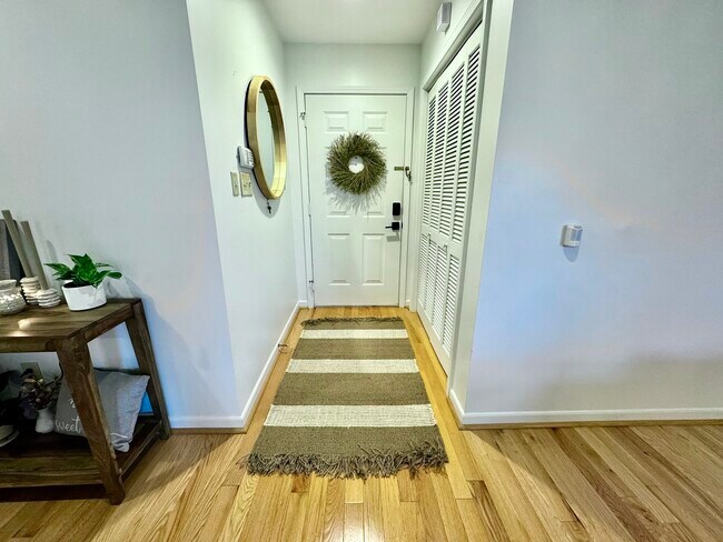 Foto del edificio - 1 Hillington Pl